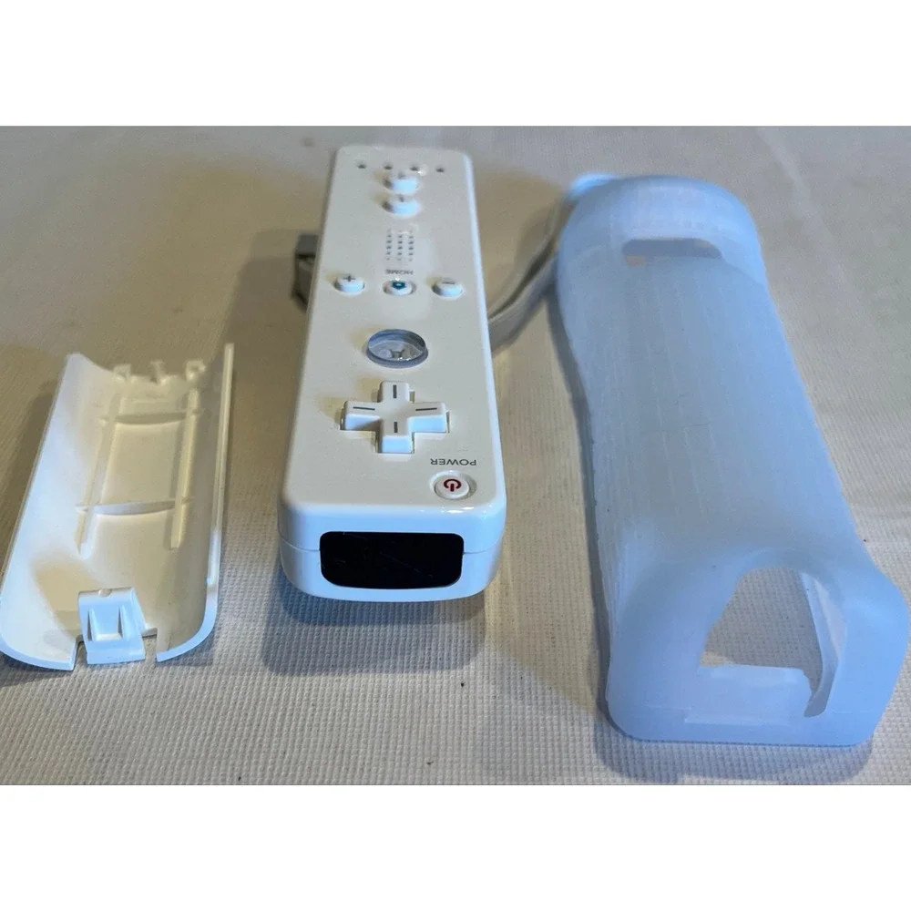 Official Nintendo Wii Remote Plus (White) with New Clear Silicone Jacket-Works